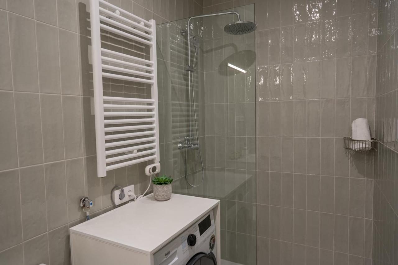 Feelathome Stadium Apartments L'Hospitalet de Llobregat Ngoại thất bức ảnh