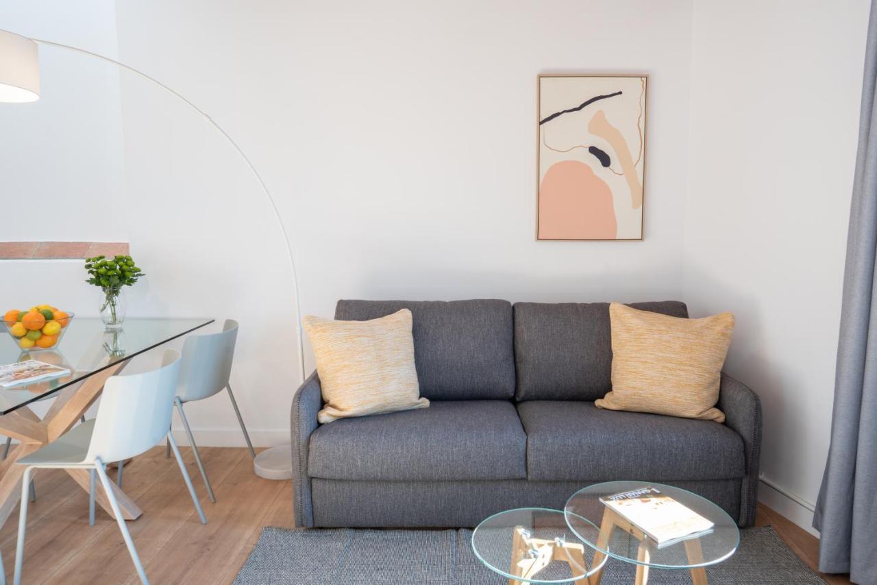 Feelathome Stadium Apartments L'Hospitalet de Llobregat Ngoại thất bức ảnh