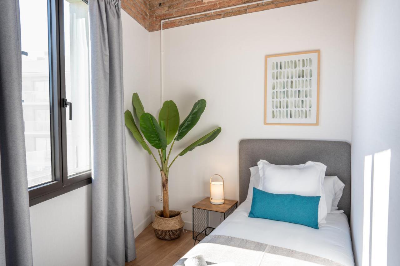 Feelathome Stadium Apartments L'Hospitalet de Llobregat Ngoại thất bức ảnh